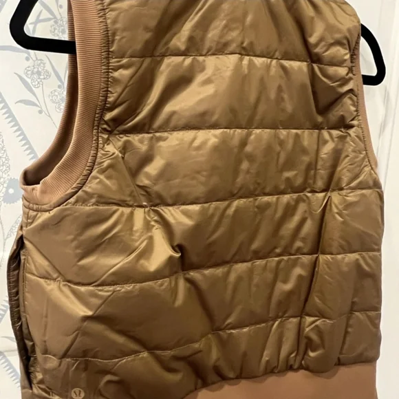 Lululemon Brown Reversible Puffer Vest - Picture 3 of 4